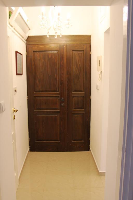 Ana Apartment プーラ 部屋 写真